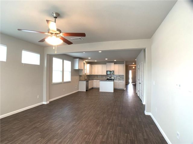 237 Michaelis DR, Leander, TX 78641