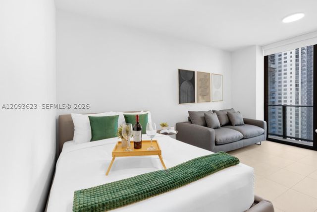 121 NE 5th St 2409, Miami, FL 33132