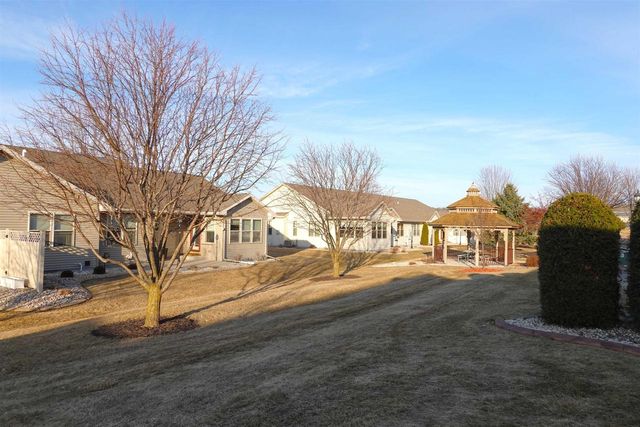 1383 MOONLIGHT LANE, Fond Du Lac, WI 54937