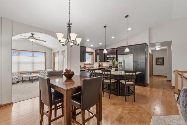 1383 MOONLIGHT LANE, Fond Du Lac, WI 54937