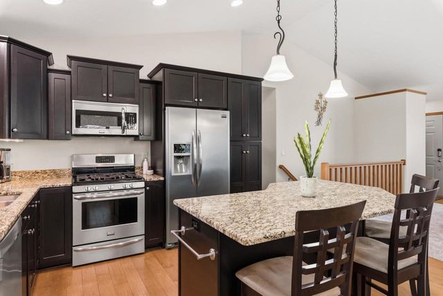 1383 MOONLIGHT LANE, Fond Du Lac, WI 54937