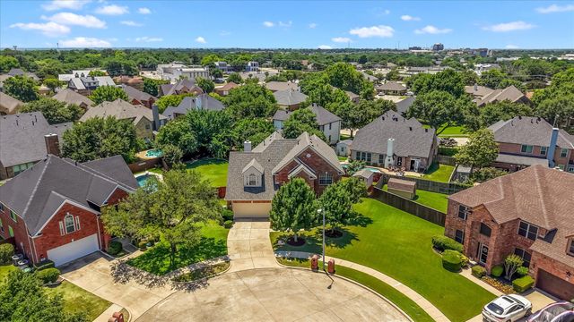 461 Shade Tree Court, Hurst, TX 76054