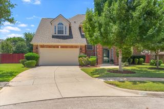 461 Shade Tree Court, Hurst, TX 76054
