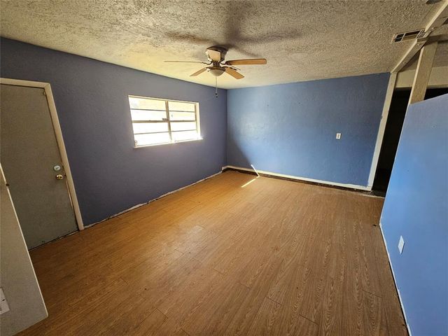 2517 Weatherford Drive, Norman, OK 73071