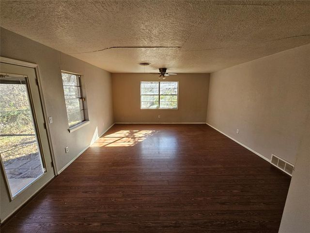 2517 Weatherford Drive, Norman, OK 73071