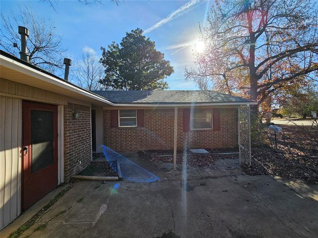 2517 Weatherford Drive, Norman, OK 73071