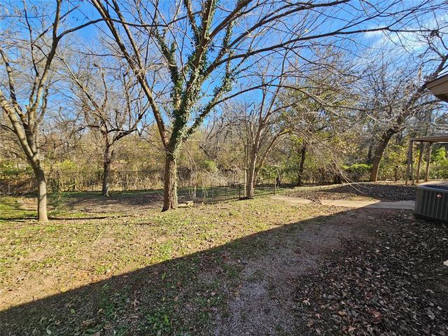 2517 Weatherford Drive, Norman, OK 73071