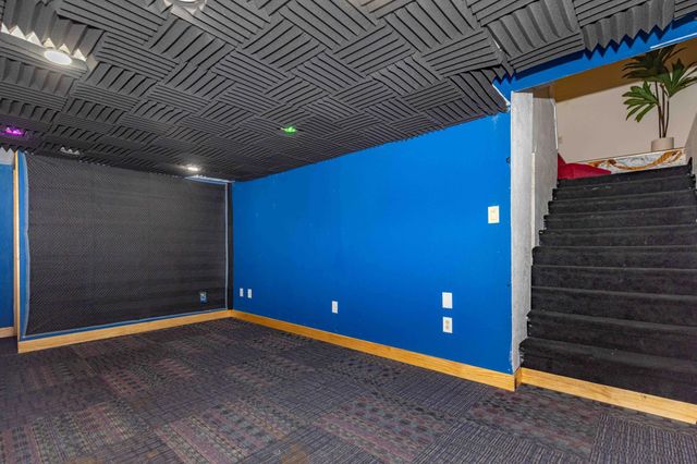 1645 Broadway N, Fargo, ND 58102