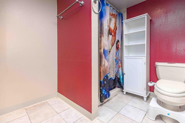 1645 Broadway N, Fargo, ND 58102