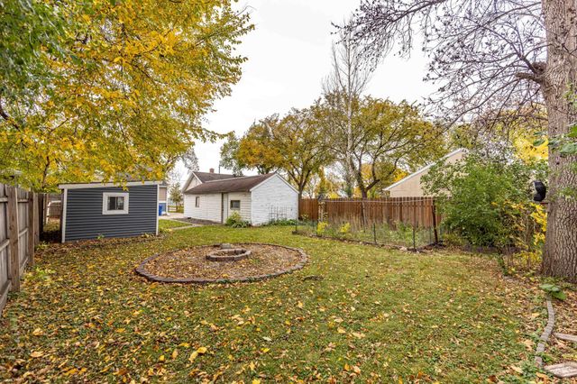 1645 Broadway N, Fargo, ND 58102