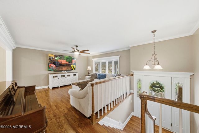 7 Annapolis Drive, Manalapan, NJ 07726