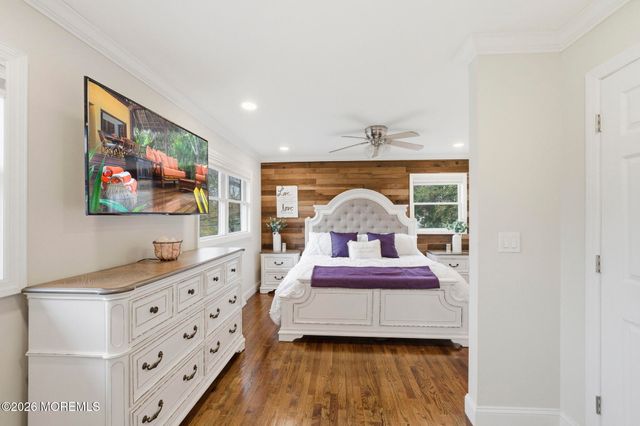 7 Annapolis Drive, Manalapan, NJ 07726