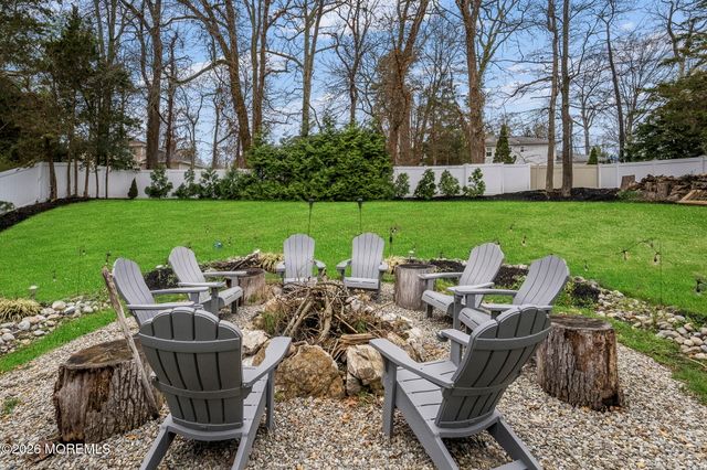 7 Annapolis Drive, Manalapan, NJ 07726
