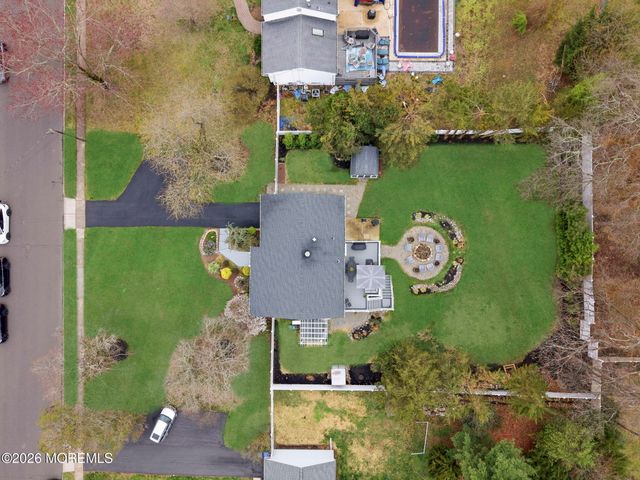 7 Annapolis Drive, Manalapan, NJ 07726