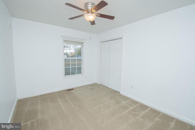 10742 OAK LANE DR, Laurel, DE 19956