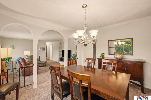 1014 Julius Place, Bellevue, NE 68005