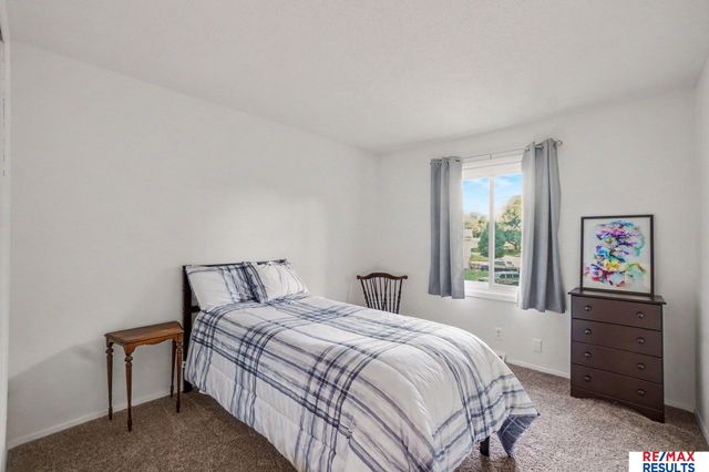 1014 Julius Place, Bellevue, NE 68005