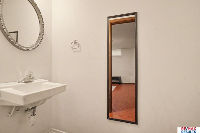 1014 Julius Place, Bellevue, NE 68005