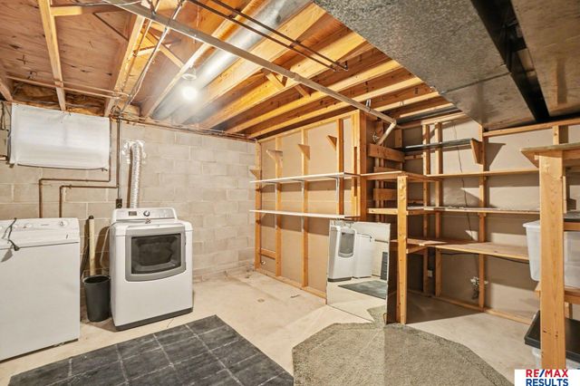 1014 Julius Place, Bellevue, NE 68005