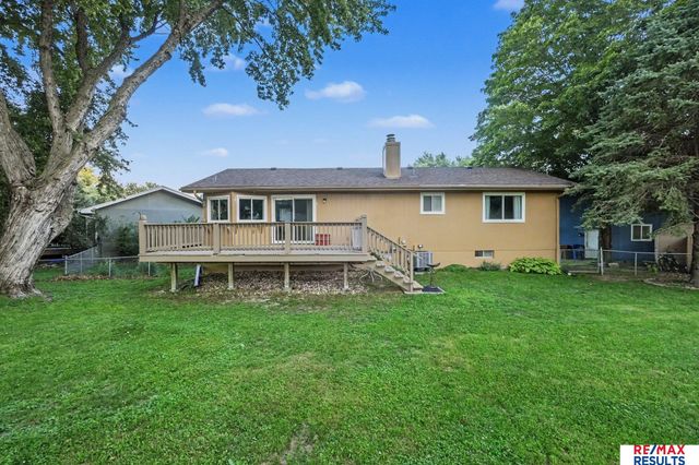 1014 Julius Place, Bellevue, NE 68005
