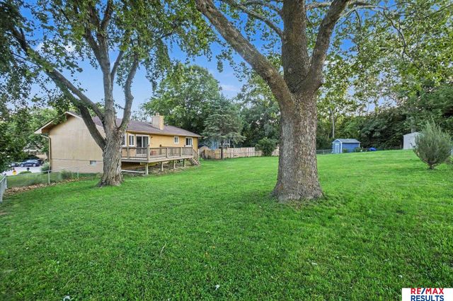 1014 Julius Place, Bellevue, NE 68005