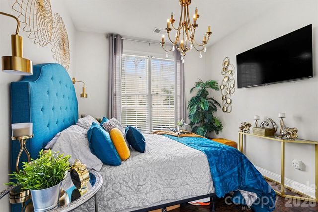 7715 Saddle Trail Lane, Charlotte, NC 28269