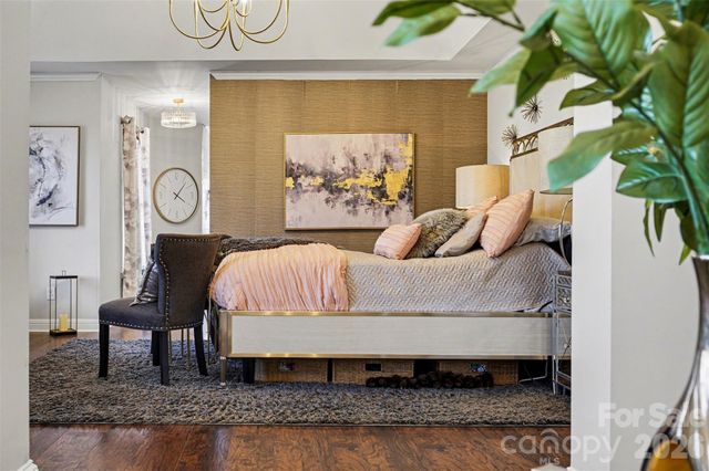 7715 Saddle Trail Lane, Charlotte, NC 28269