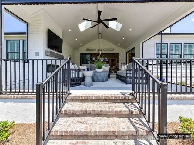 3133 Country Club Drive, Charlotte, NC 28205