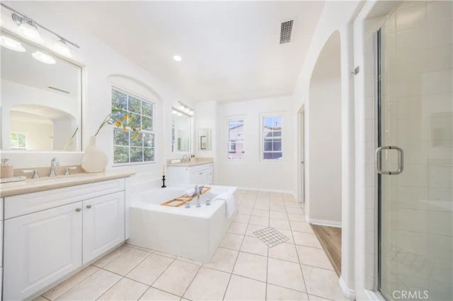 33 Grape Arbor, Irvine, CA 92620