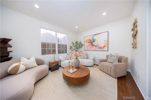 33 Grape Arbor, Irvine, CA 92620