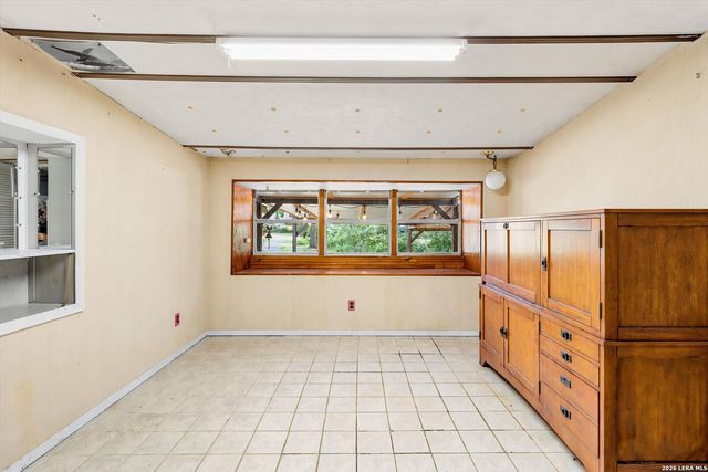 25620 Pleasanton, San Antonio, TX 78264