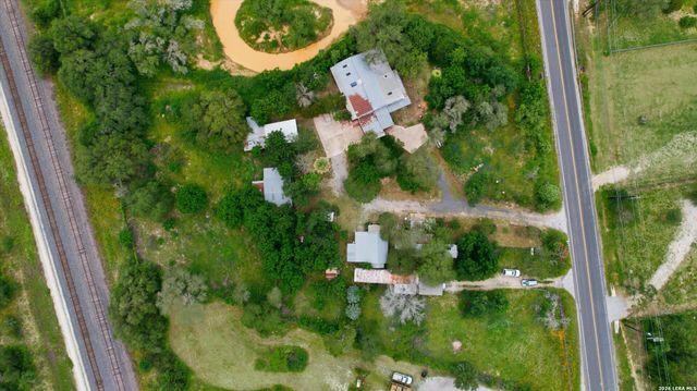 25620 Pleasanton, San Antonio, TX 78264