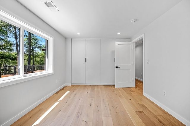 133 White Pond Rd, Hudson, MA 01749
