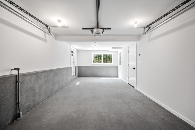 133 White Pond Rd, Hudson, MA 01749