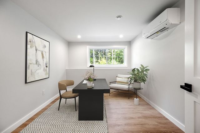 133 White Pond Rd, Hudson, MA 01749