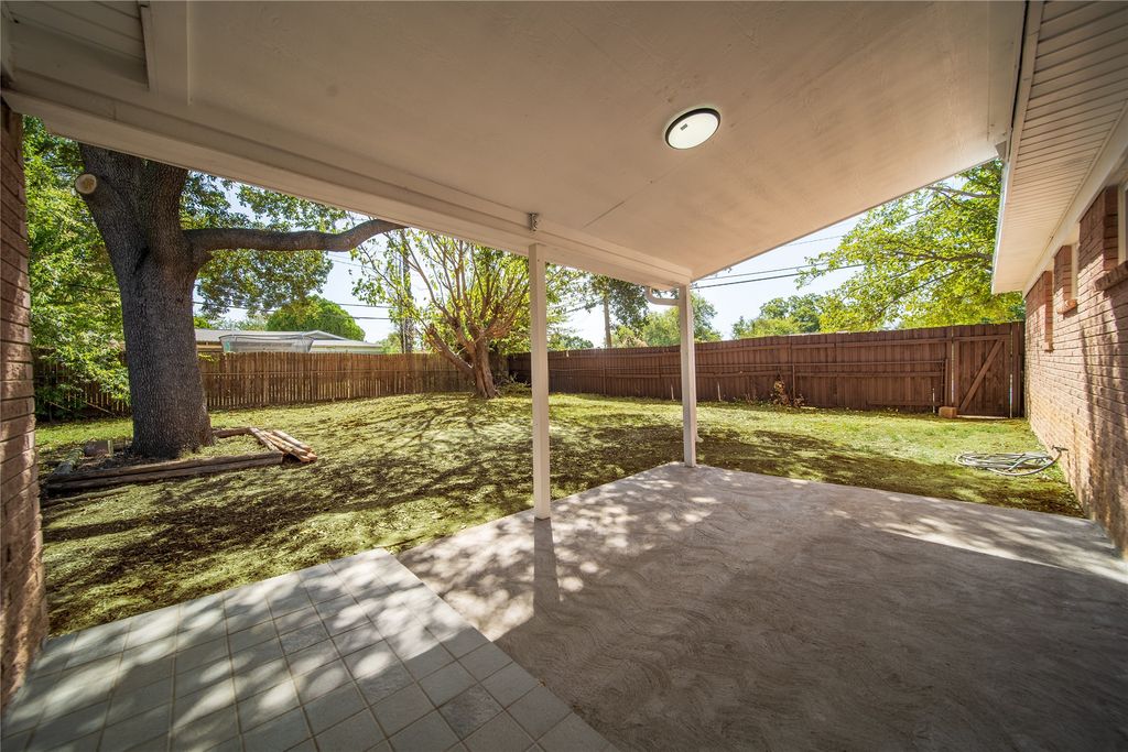 5300 Topper Drive, North Richland Hills, TX 76180 — photo 4