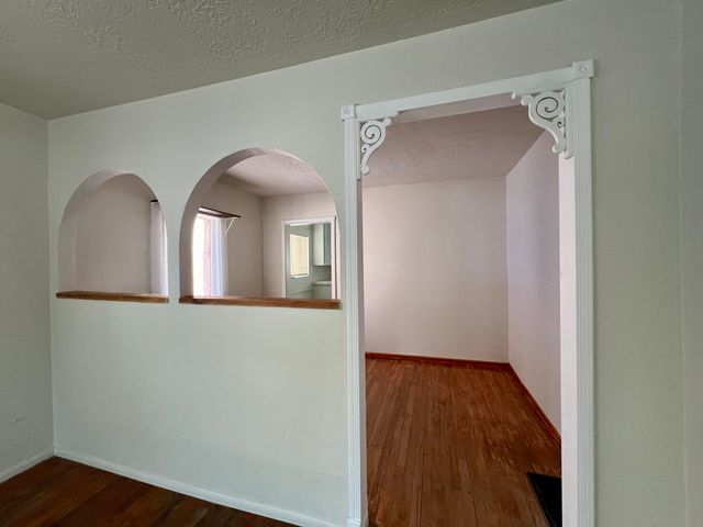 316 9th Street SW, Albuquerque, NM 87102
