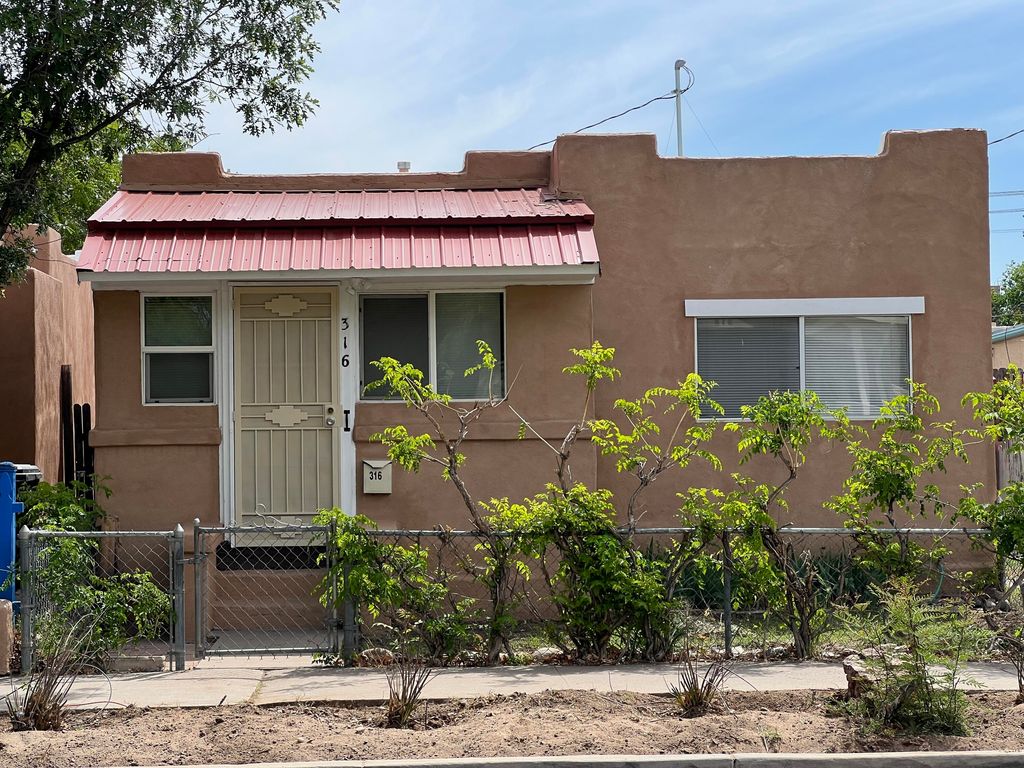 316 9th Street SW, Albuquerque, NM 87102