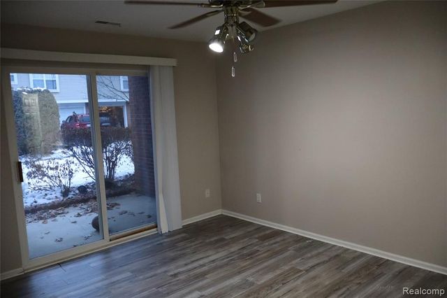 5212 Pine Aires Drive, Sterling Heights, MI 48314