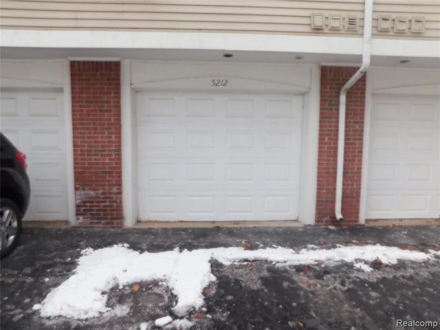5212 Pine Aires Drive, Sterling Heights, MI 48314