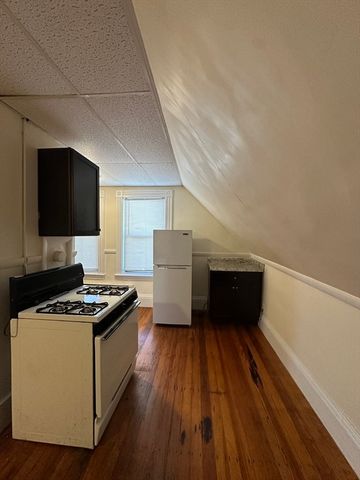 26 Centennial Ave 3, Revere, MA 02151