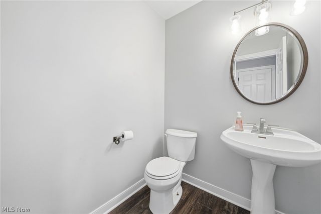 6625 Olde Stone Circle NE, Canton, OH 44721