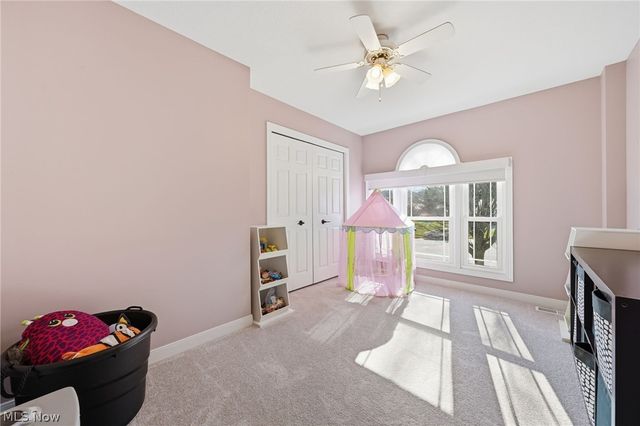 6625 Olde Stone Circle NE, Canton, OH 44721