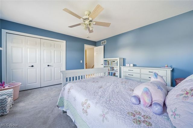 6625 Olde Stone Circle NE, Canton, OH 44721