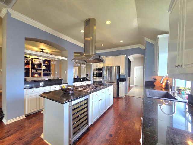 2079 Fair Oaks Circle, Corinth, TX 76210