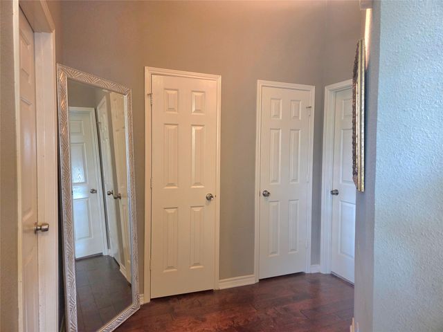2079 Fair Oaks Circle, Corinth, TX 76210