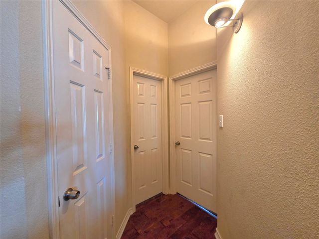2079 Fair Oaks Circle, Corinth, TX 76210