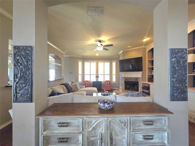 2079 Fair Oaks Circle, Corinth, TX 76210