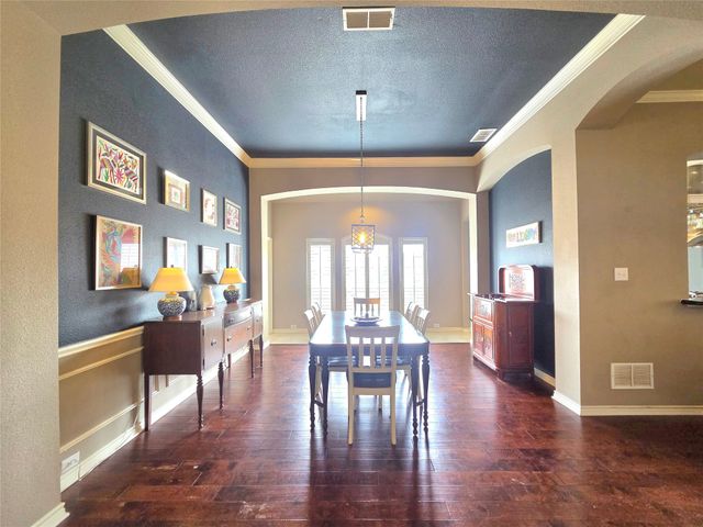 2079 Fair Oaks Circle, Corinth, TX 76210