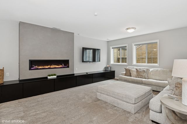 1753 Foster Road, Iowa City, IA 52245